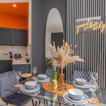 Amazing 3 Bedroom Flat I Next To Brighton Beach & Shopping Center المظهر الخارجي الصورة