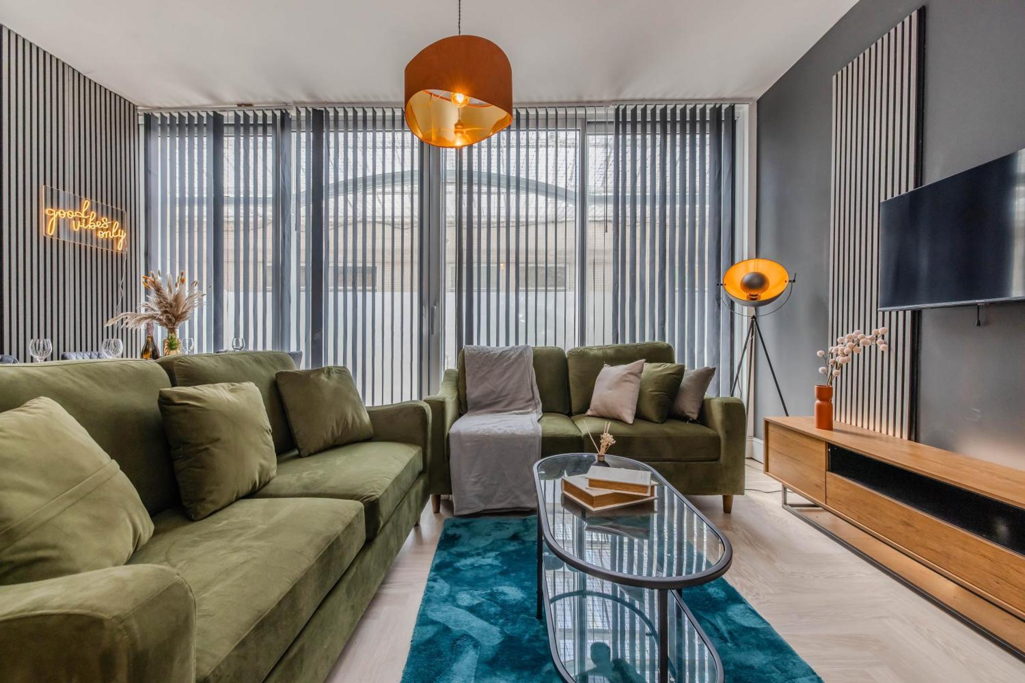 Amazing 3 Bedroom Flat I Next To Brighton Beach & Shopping Center المظهر الخارجي الصورة